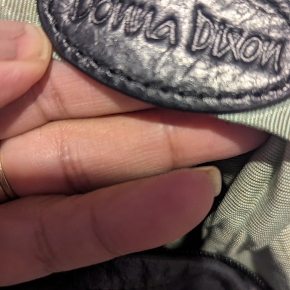 Donna DixonElegant Black Leather Handbag - Picture 6 of 6